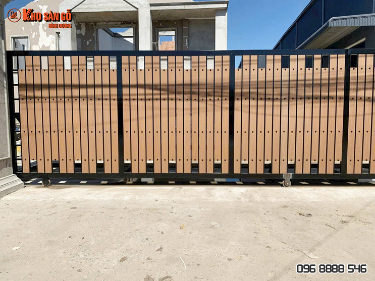 Gỗ Nhựa Awood Ốp Cửa Cổng