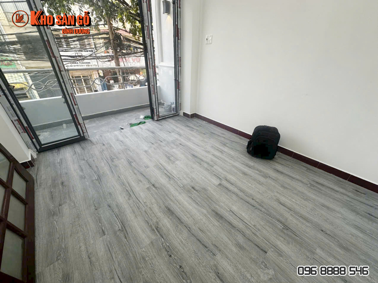 sàn nhựa 3mm vân gỗ