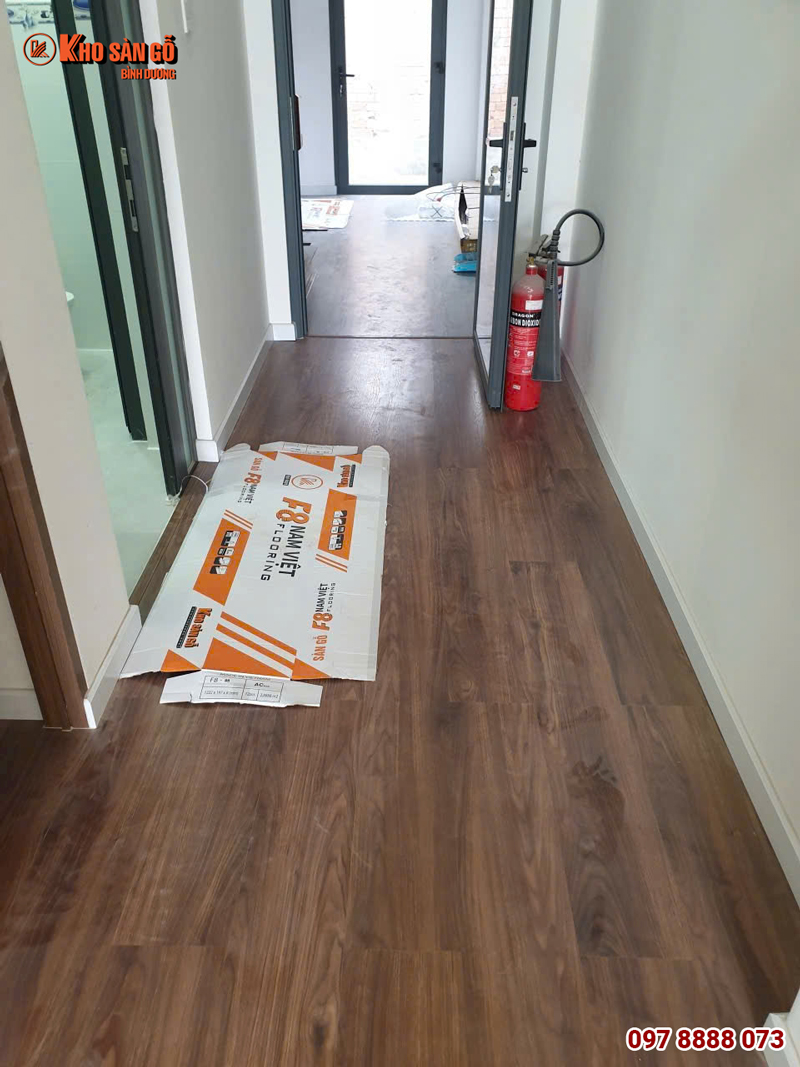 Sàn Gỗ Công Nghiệp F8